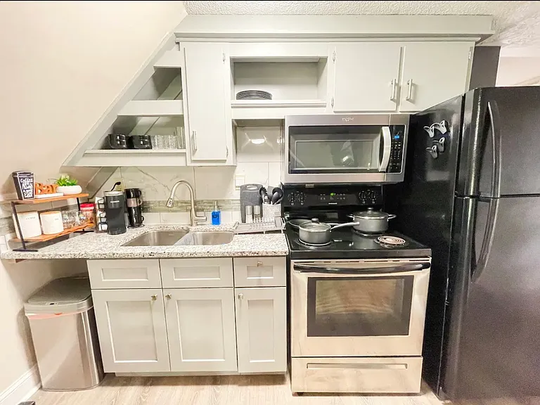 516 N Broadway #301 — Photo 4