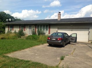 5048 Mark Rd NE, Mechanicstown, OH 44651