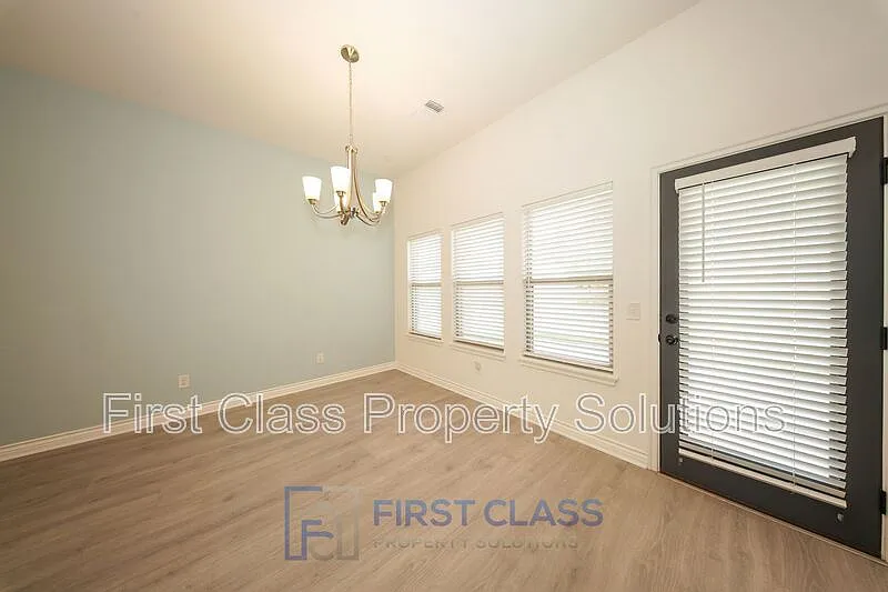 Building Photo - 13305 Watson Dr