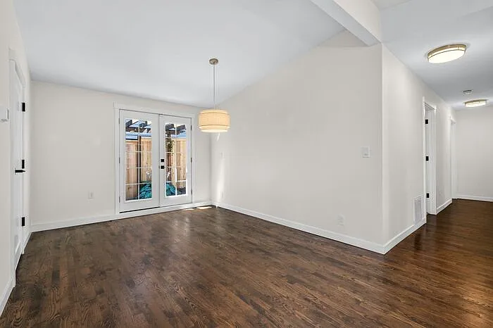 5929 32nd Ave SW — Photo 15