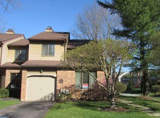 205 Elgin Ct, Chesterbrook, PA 19087