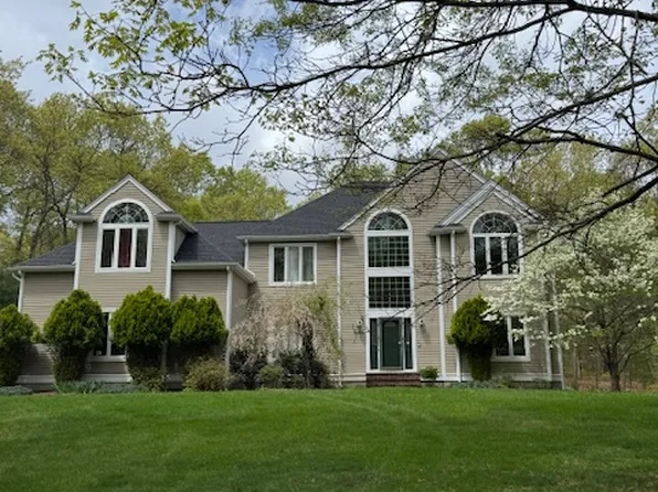 (undisclosed Address), Sharon, MA 02067