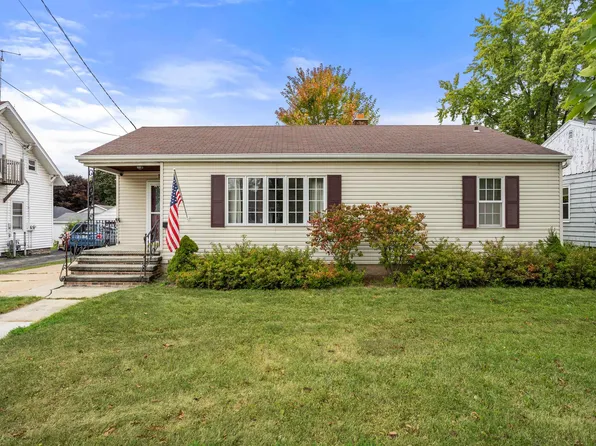 1509 Green Bay Rd, Kaukauna, WI 54130