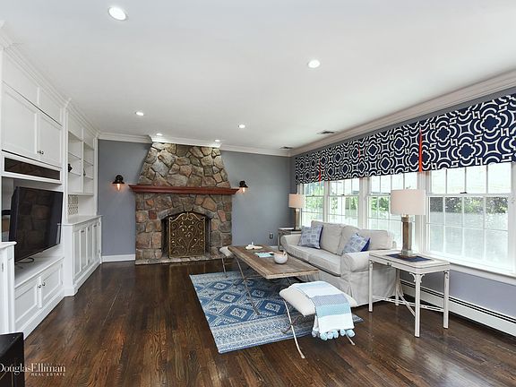 5th image of 70 Willow St