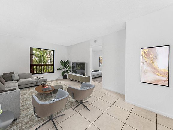 2nd image of 2908 NE 8th Terrace #203