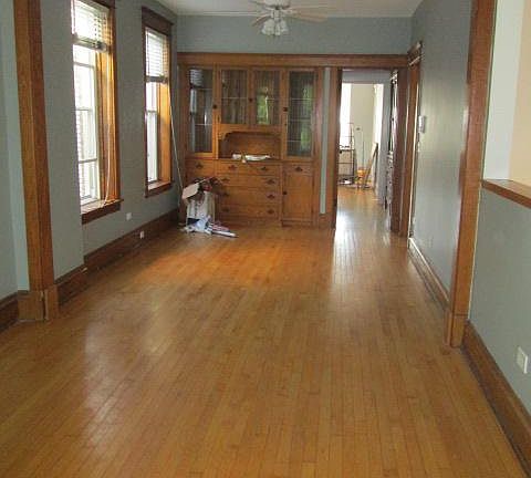 2nd image of 2137 W Berteau Ave #2E