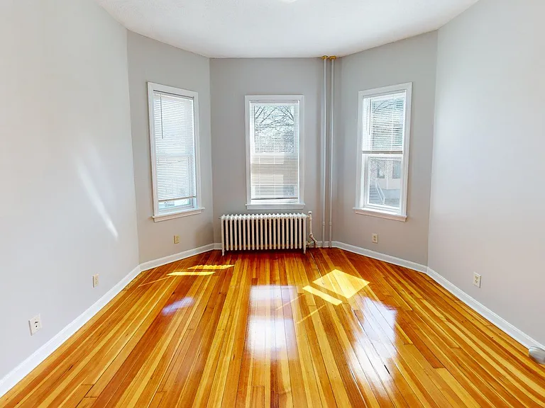 52 Sumner St #1 — Photo 3