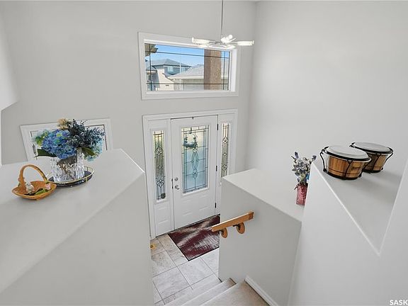 4th image of 3714 Sandringham ROAD E