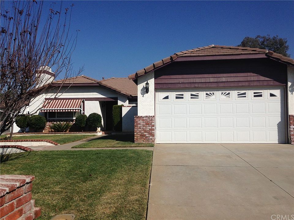 1st image of 24110 Sandy Glade Ave