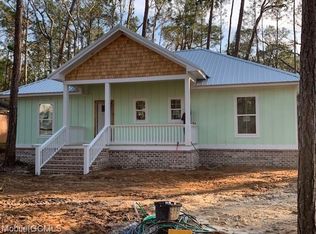 905 Lafayette Pl, Dauphin Island, AL 36528