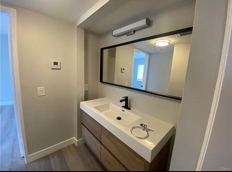 515 South St #6 — Photo 5