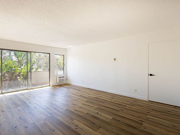 2nd image of 1200 S Wooster St APT 201
