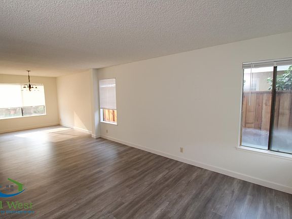 5th image of 4239 Saint Croix Ct