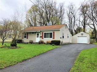 49 Pinecrest Rd, Whitesboro, NY 13492