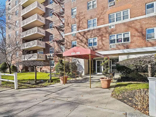 151-40 88th St APT 5-M, Queens, NY 11414