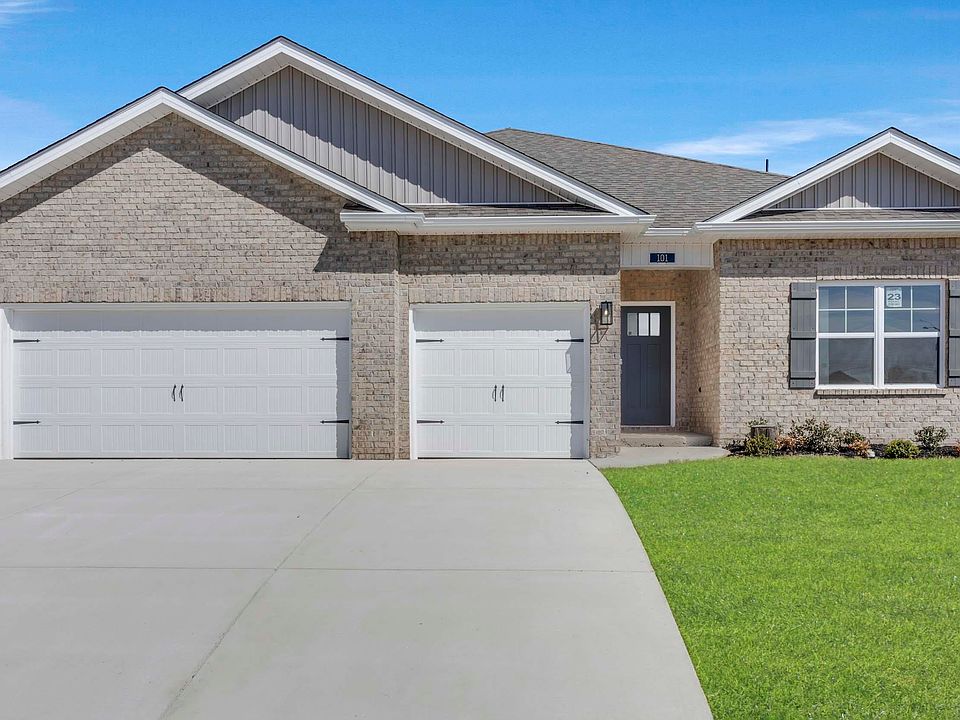 1st image of 101 Fern Creek Dr