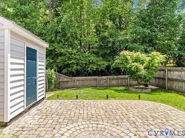 11409 Friars Walk Ct — Photo 10