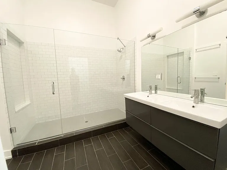 1348 N Milwaukee Ave — Photo 15