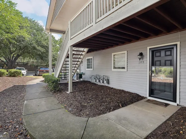 105 Olde Mill Ln, Norcross, GA 30093