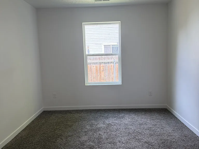 246 W Waukesha St — Photo 19