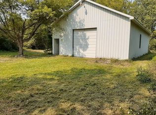 3824 W Coon Lake Rd, Howell, MI 48843