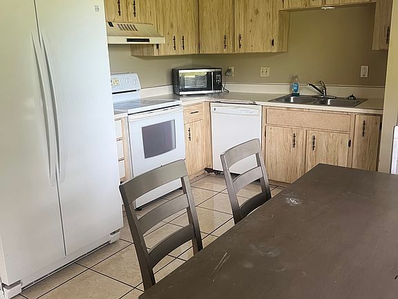 3rd image of 6029 Candler Ter