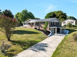 210 Hunt Ln, Madisonville, TN 37354