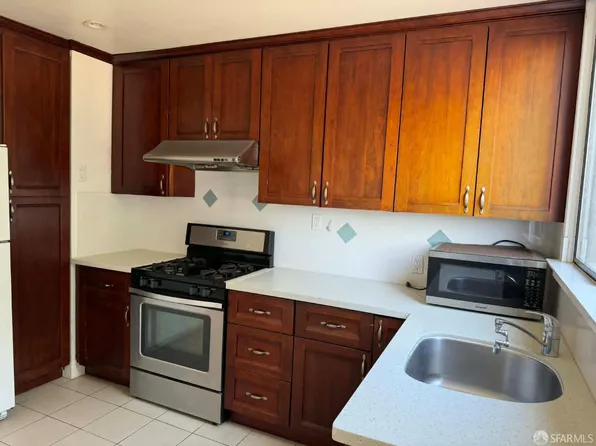 1710 44th Ave, San Francisco, CA 94122