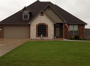 3919 Tara Ln, Enid, OK 73703