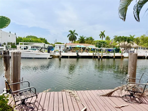 2039 NE 123rd St, North Miami, FL 33181
