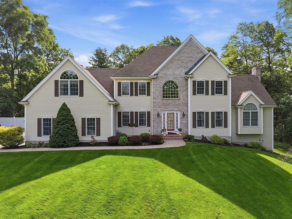 1st image of 74 Whipple Brook Rd