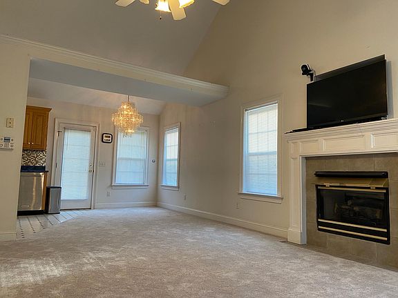 5th image of 9621 Waycross Cir