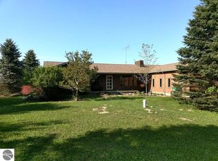 5185 E Greenwood Rd, Prescott, MI 48756