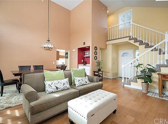5th image of 2148 Camino Laurel