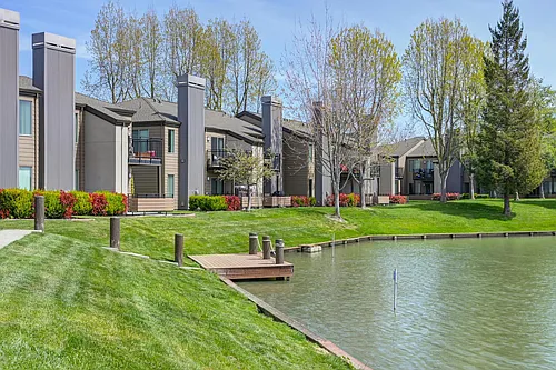 Lakeview Village Photo 1