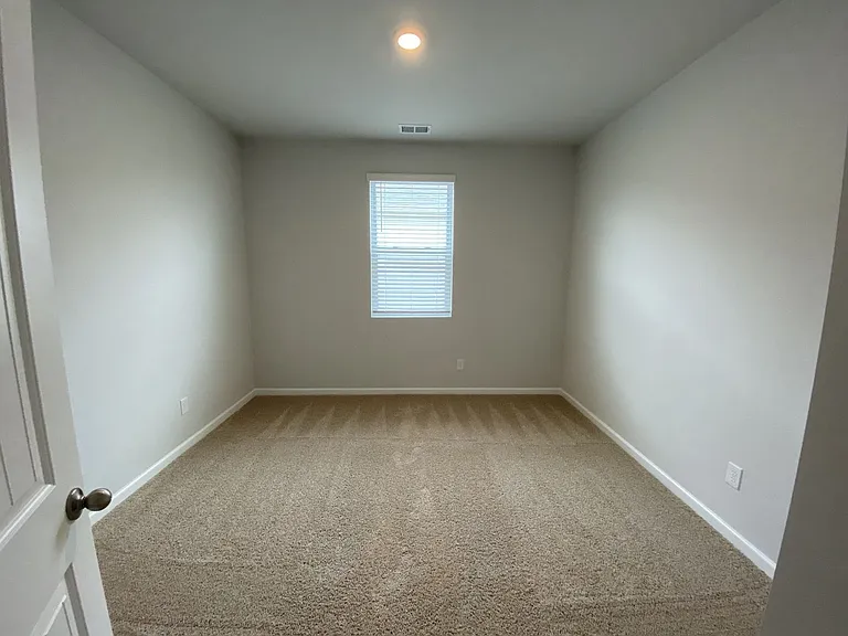 5058 Hunters Village Dr — Photo 16