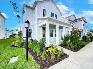 208 Eagleston Ln, Sarasota, FL 34240