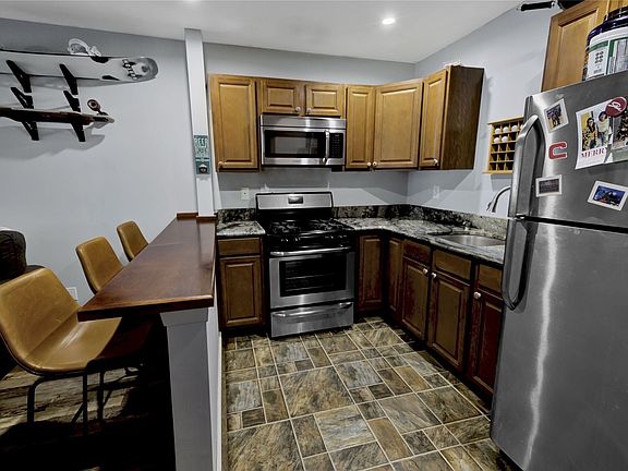 4th image of 700 Shore Rd APT 5V