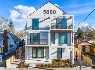 5880 N Greeley Ave #206, Portland, OR 97217