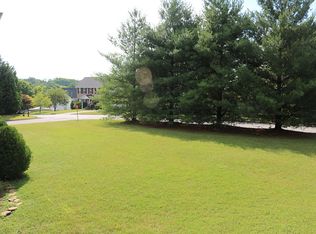725 Briar Way, Knoxville, TN 37923