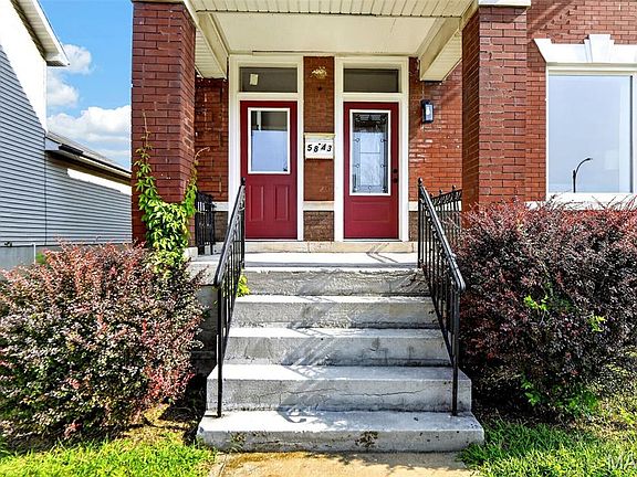 4th image of 5843 Enright Ave