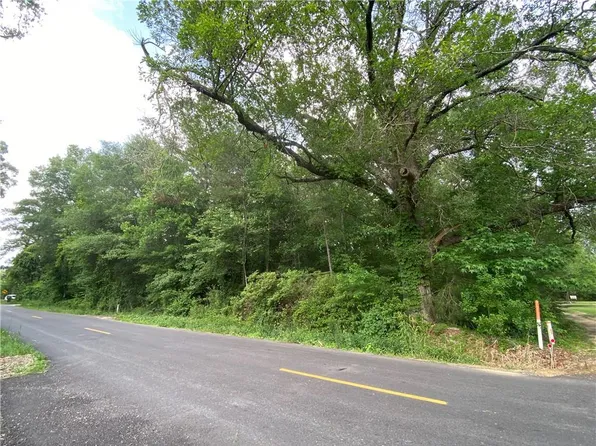 E Park Ave, Hammond, LA 70403