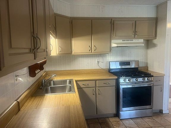 5th image of 2519 Wyoming Dr