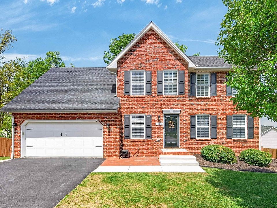1st image of 1555 Diana Dr