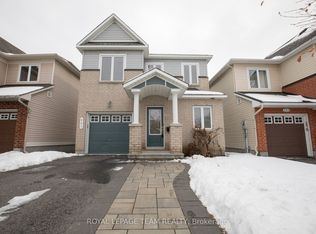 687 Paul Metivier Dr, Ottawa, ON K2J 2T4