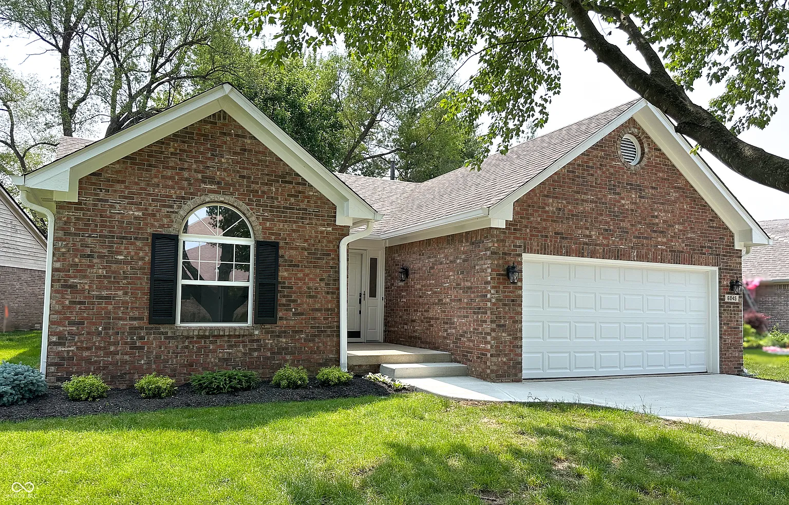 6845 Arjay Dr photo 1
