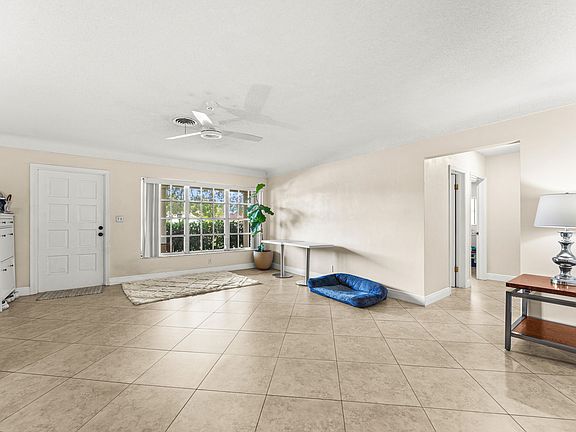 4th image of 1270 SW 8th St
