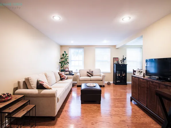 3880 Rodman St NW APT B212, Washington, DC 20016