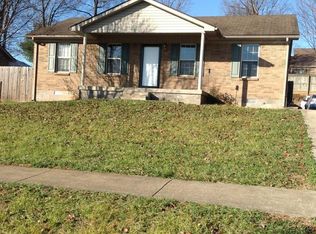 114 McGowan Ave, Bardstown, KY 40004