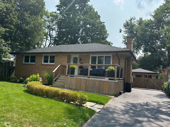 23 Northpark Rd, Barrie, ON L4M 2J5